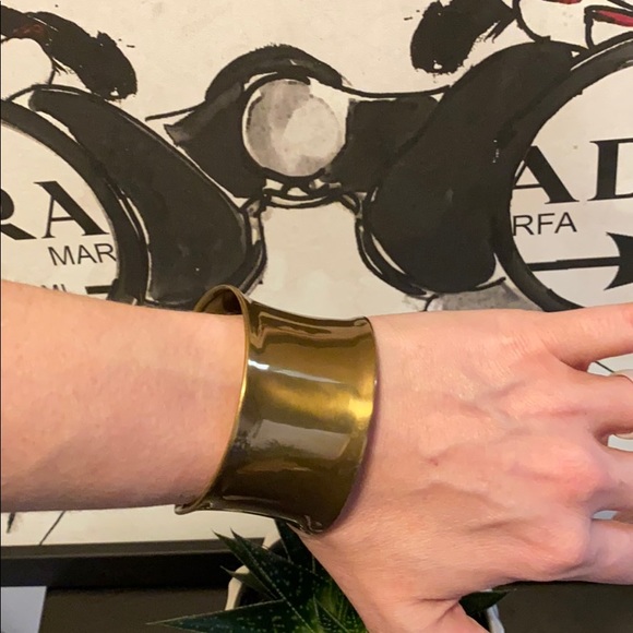 ⭕️💎BNWT BANANA REPUBLIC BRACELET 💎⭕️ - Picture 2 of 4